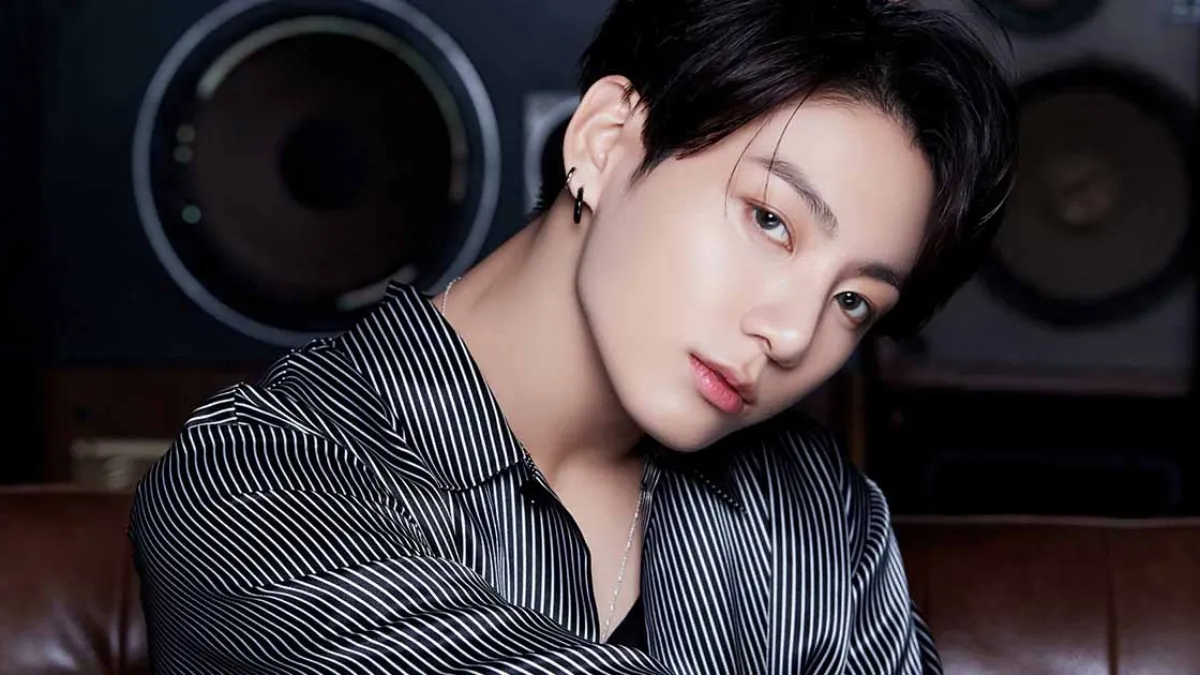 When BTS Jungkook's Alleged Kissing PHOTO With His Ex-Girlfriend Broke The  Internet | Viral Pic Leaves Fans Shocked